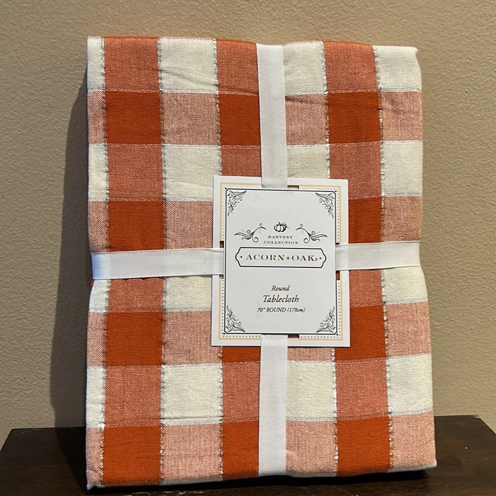 Acorn & Oak Harvest Fall Tablecloth Plaid 70” Round New Thanksgiving Multicolor